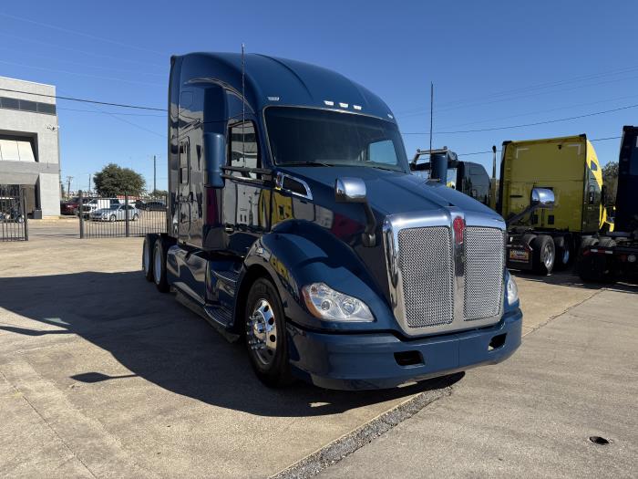2022 Kenworth T680-23