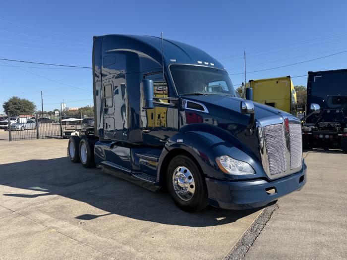 2022 Kenworth T680-24