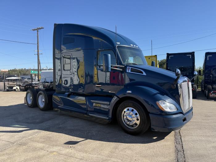 2022 Kenworth T680-25