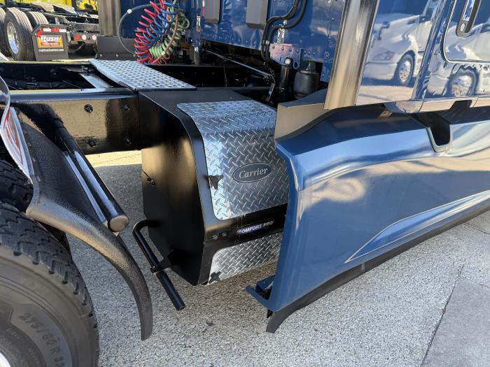 2022 Kenworth T680-28