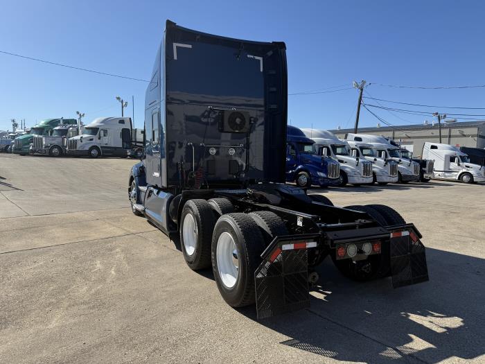 2022 Kenworth T680-34