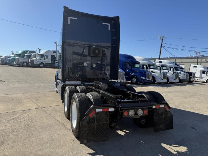 2022 Kenworth T680-36