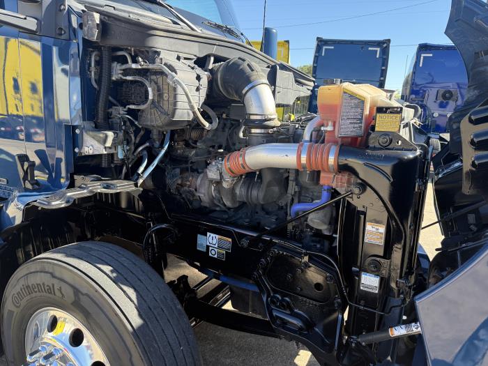 2022 Kenworth T680-41