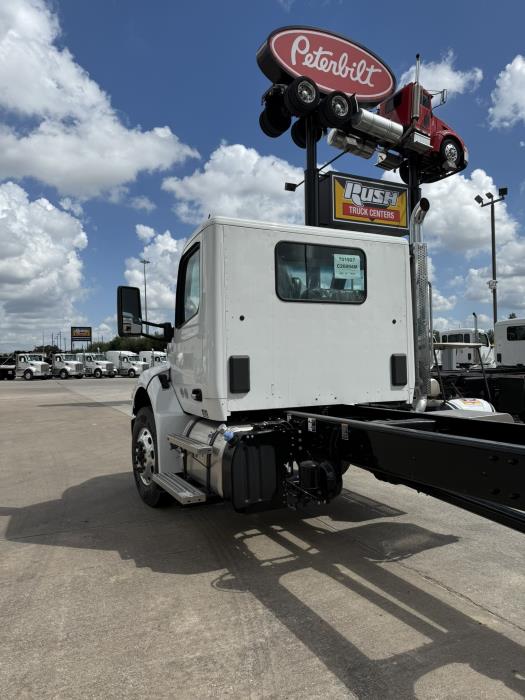 2025 Peterbilt 536-4