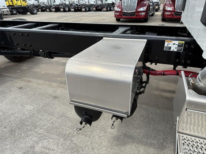 2025 Peterbilt 536-12