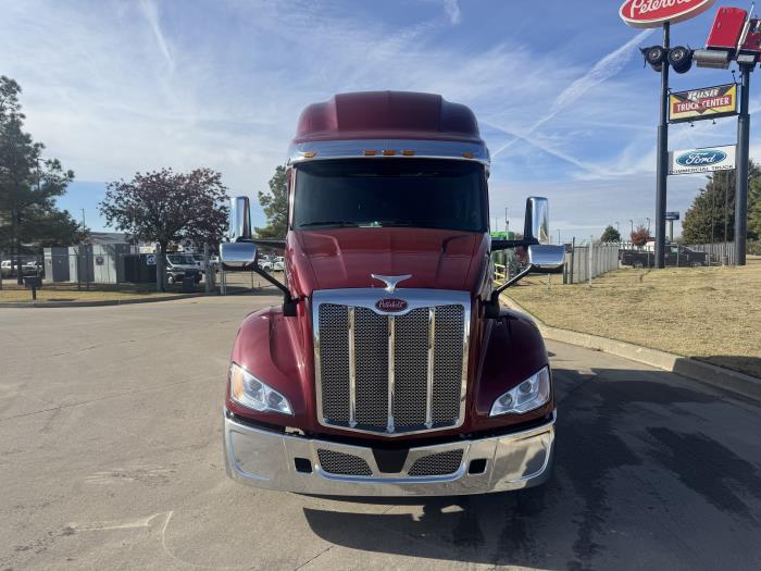 2026 Peterbilt 579-7