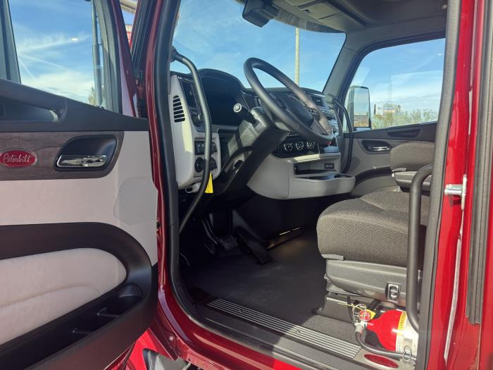 2026 Peterbilt 579-14