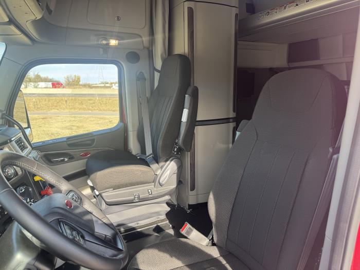 2026 Peterbilt 579-14