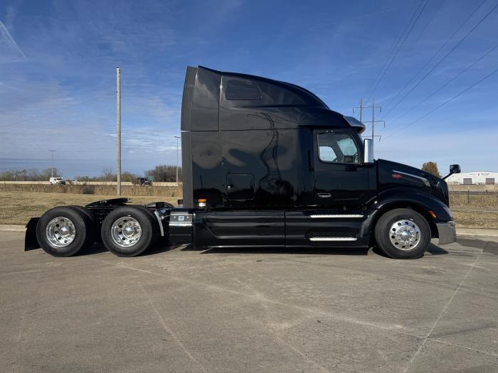 2026 Peterbilt 579-5