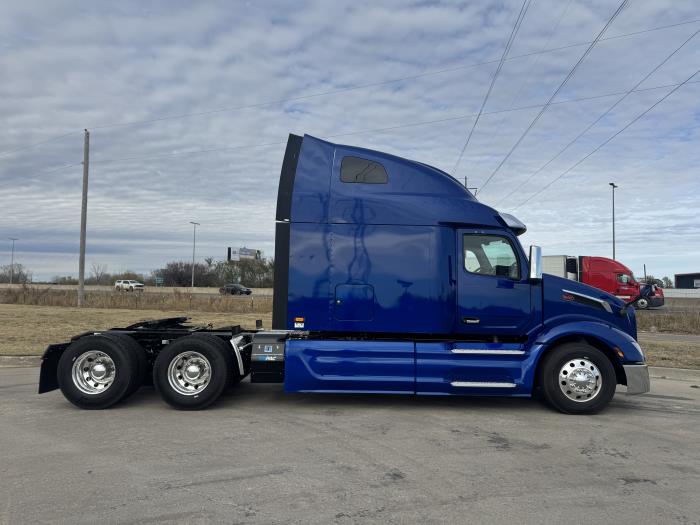 2026 Peterbilt 579-5