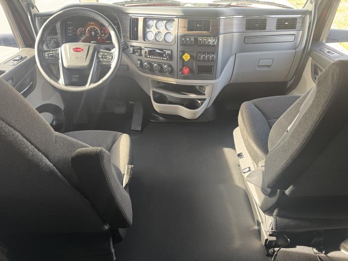 2026 Peterbilt 579-20