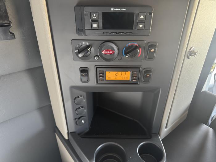 2026 Peterbilt 579-27