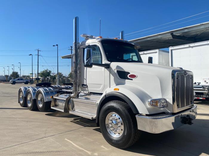 2026 Peterbilt 567-7