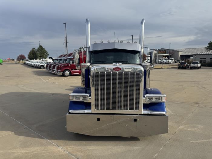 2026 Peterbilt 589-4