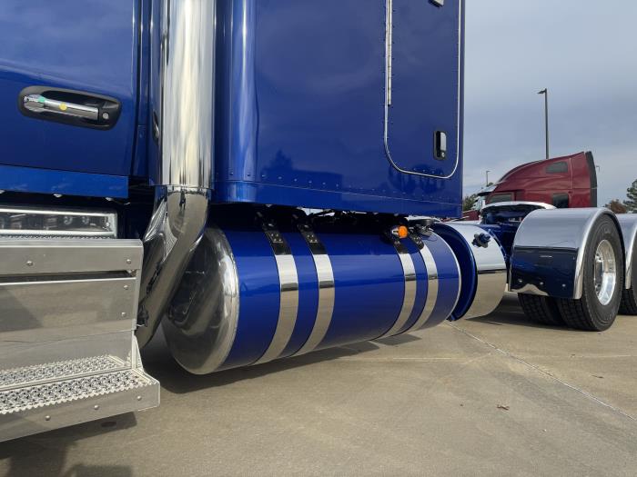 2026 Peterbilt 589-6