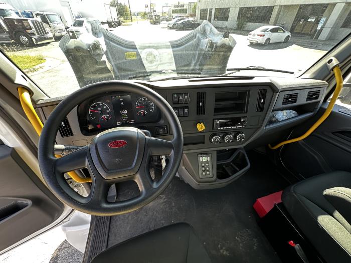 2026 Peterbilt 536-15