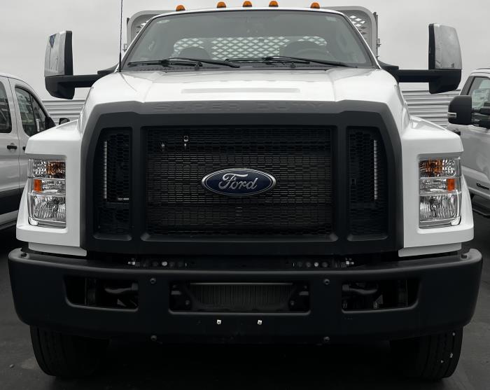 2024 Ford F-650-2
