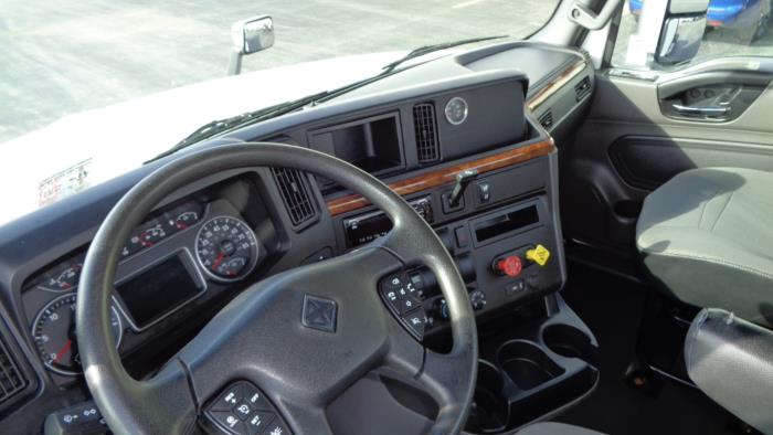 2020 International LT625-16