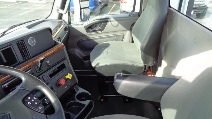 2020 International LT625-17