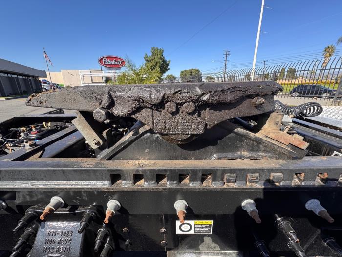 2019 Peterbilt 567-15