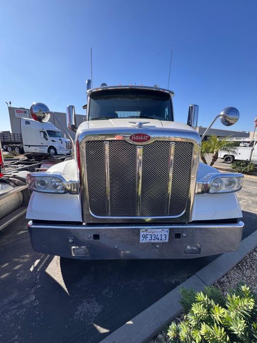 2019 Peterbilt 567-2