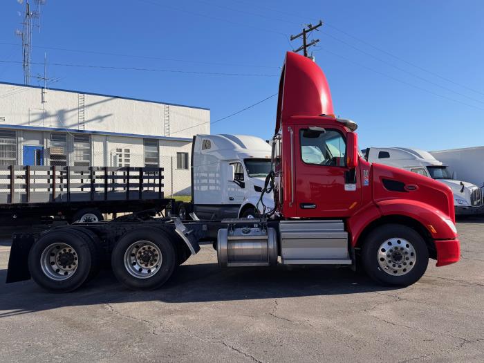 2020 Peterbilt 579-4