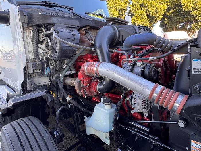 2022 Peterbilt 579-13