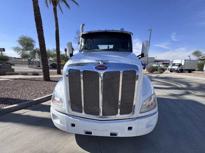 2020 Peterbilt 579-7