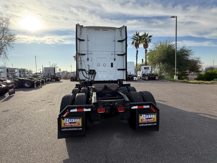 2020 International LT625-4