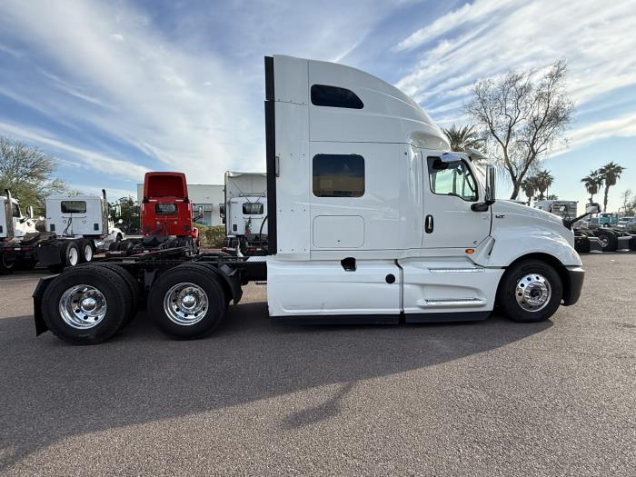 2020 International LT625-6
