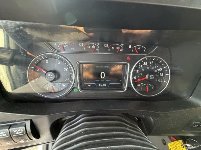 2020 International LT625-12