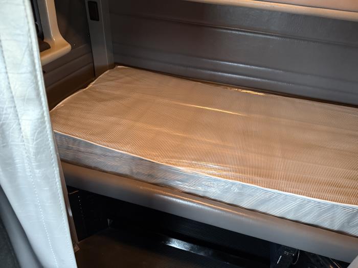 2022 Peterbilt 389-24