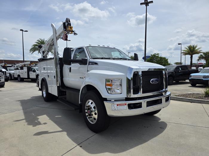 2026 Ford F-750-3