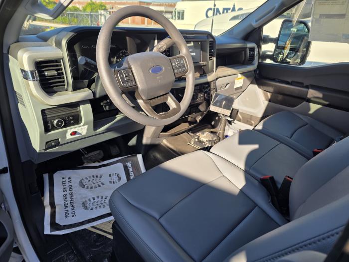 2026 Ford F-550-25