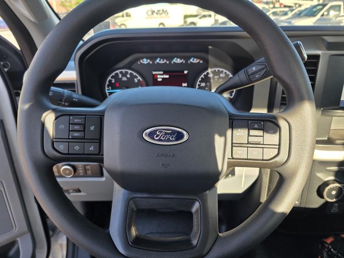 2025 Ford F-250-12