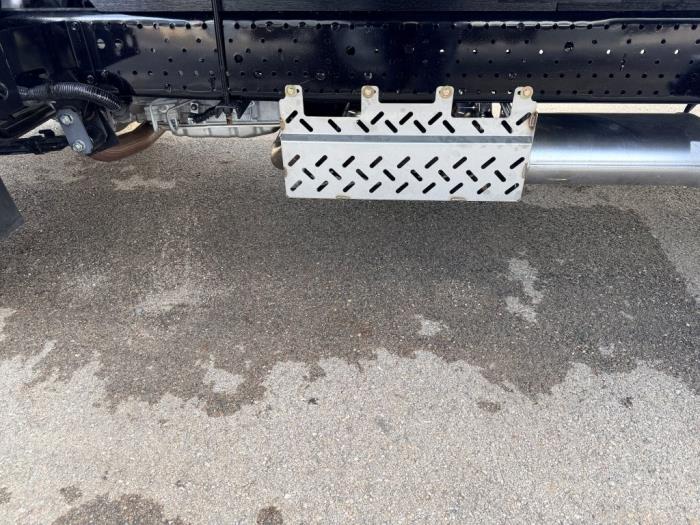 2025 Isuzu NPR-HD-20