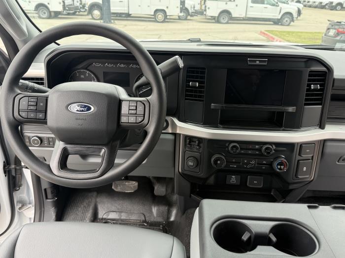2025 Ford F-350-11