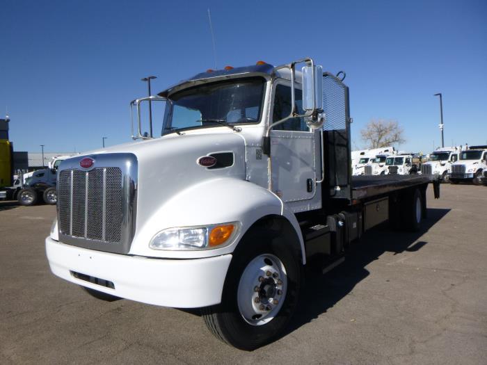 2020 Peterbilt 337-1