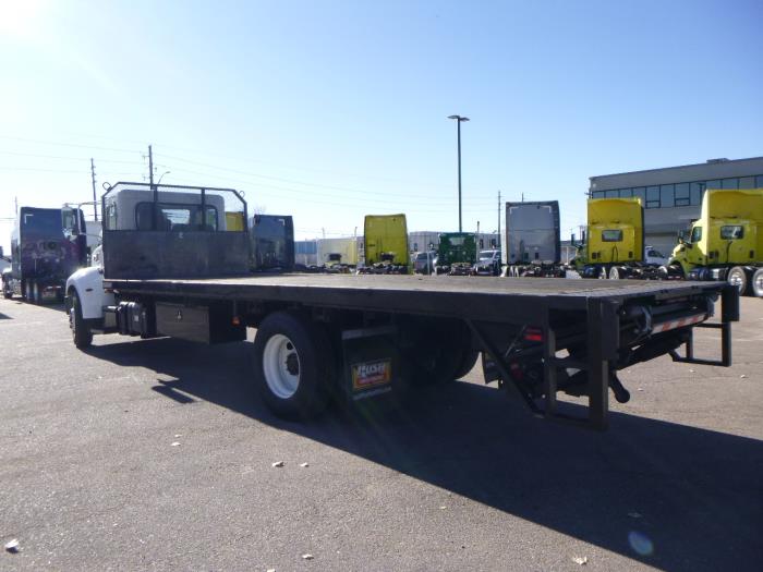 2020 Peterbilt 337-3