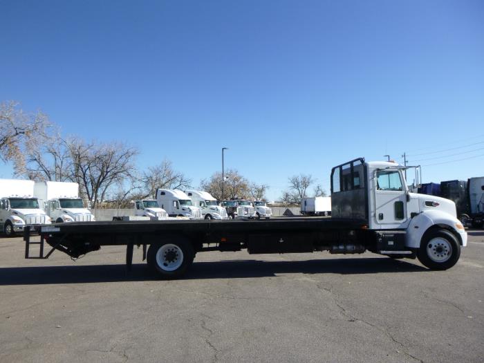 2020 Peterbilt 337-7