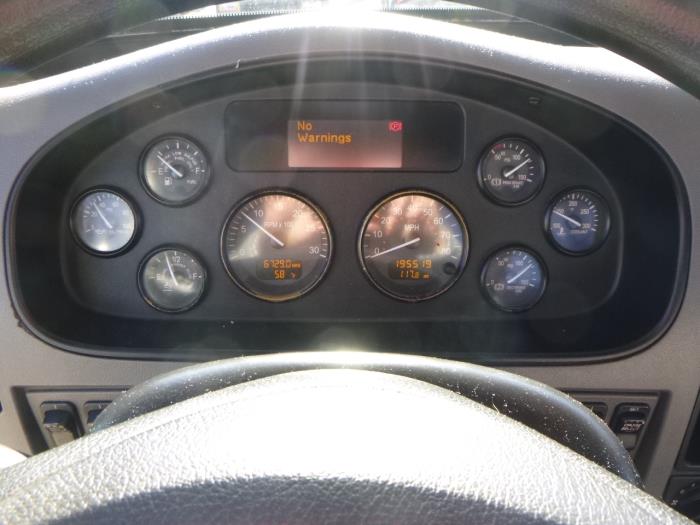 2020 Peterbilt 337-13