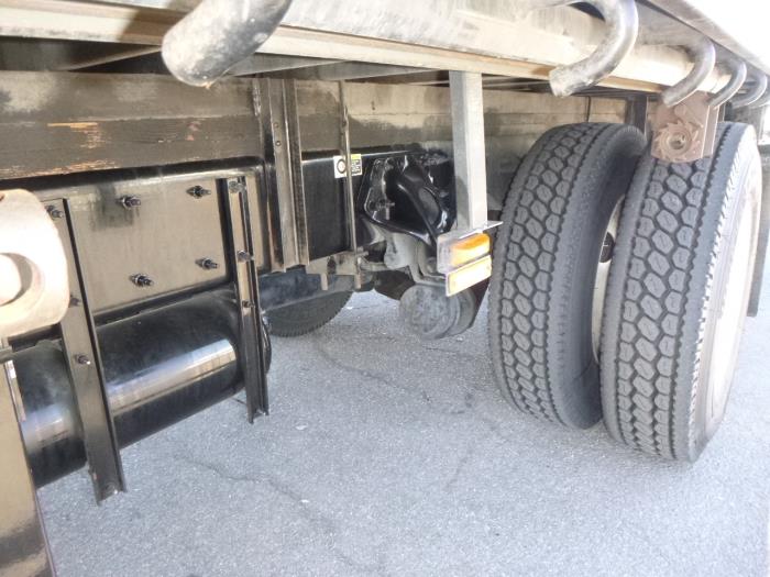 2020 Peterbilt 337-19