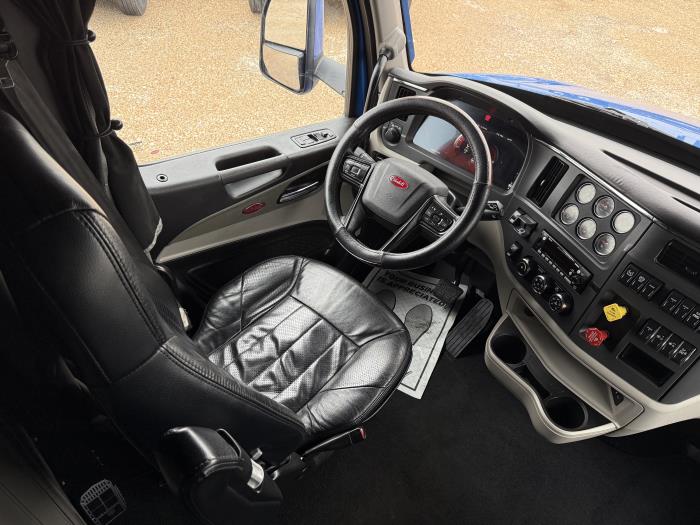 2023 Peterbilt 579-14