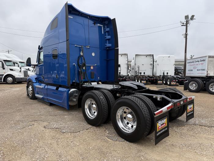 2023 Peterbilt 579-55