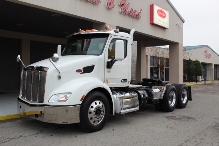 2015 Peterbilt 579-1