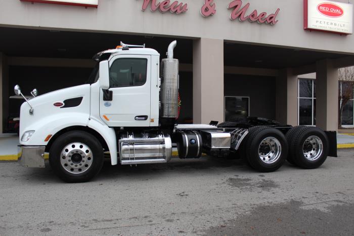 2015 Peterbilt 579-3