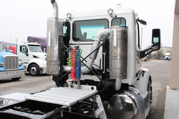 2015 Peterbilt 579-6