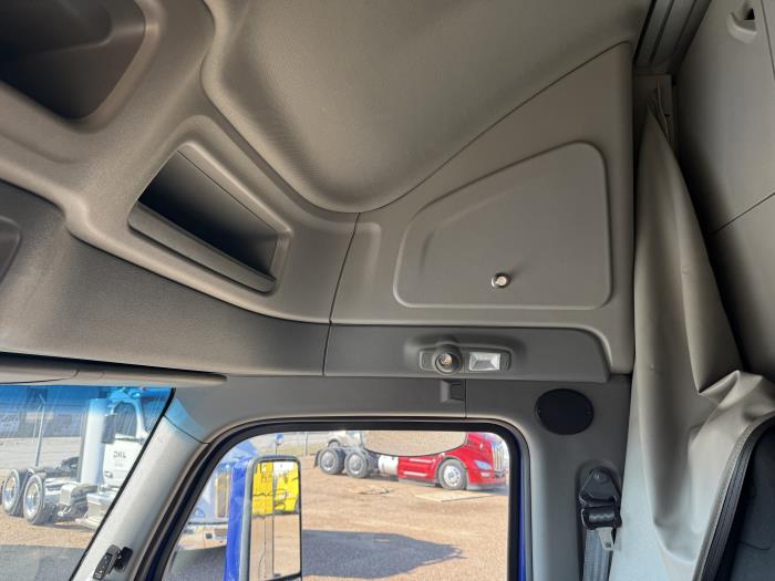 2022 Peterbilt 579-10