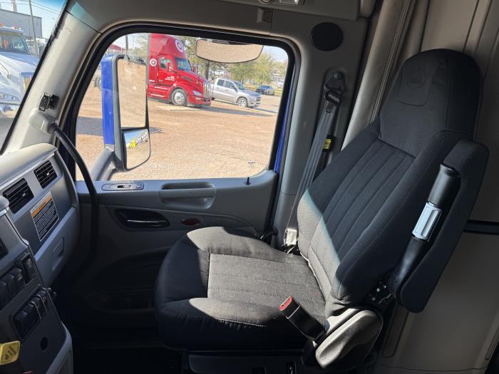 2022 Peterbilt 579-13