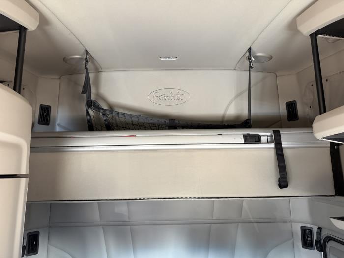 2022 Peterbilt 579-20